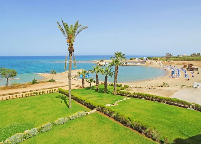 Jasmin - 4bed With Private Pool Paralímni