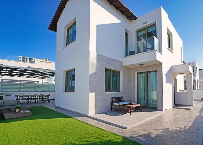 Villa Jasmin - 4bed With Private Pool Paralímni